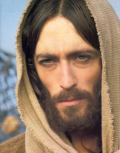 Powell Jesus Zeffirelli.jpg