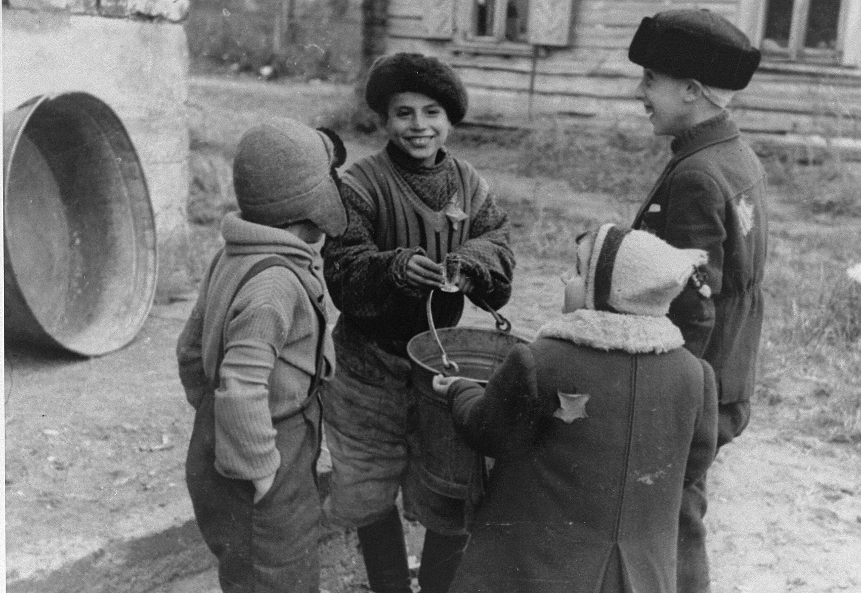 Kovno children3.jpg