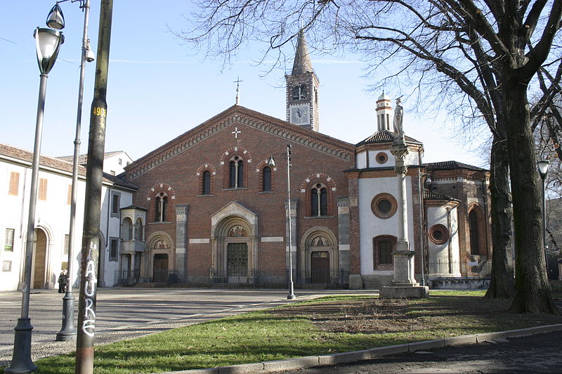 Tombs Magi Church Milan.jpg