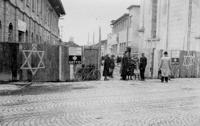 Warsaw Ghetto2.jpg