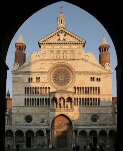Cattedrale Cremona.jpg